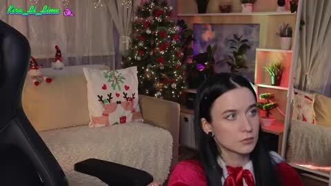 Snapshot of kiralilime chatting on 01-06-25, 10:47 Kira online show from 01-06-25, 10:47