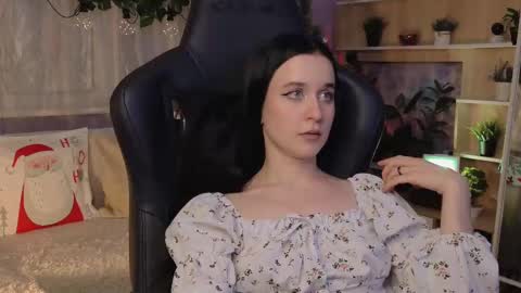 Snapshot of kiralilime chatting on 02-13-25, 11:04 Kira online show from 02-13-25, 11:04