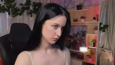 Snapshot of kiralilime chatting on 02-16-25, 01:38 Kira online show from 02-16-25, 01:38