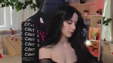 Snapshot of kiralilime chatting on 02-25-25, 01:06 Kira online show from 02-25-25, 01:06