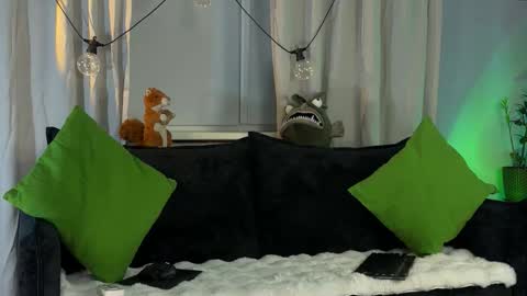 Kira    online show from 02-14-26, 06:04