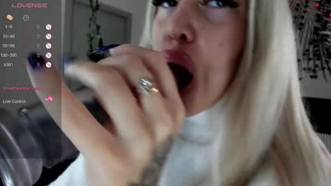 Kira online show from 12-18-25, 02:06