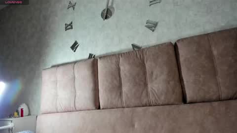 Kira online show from 04-29-26, 06:03