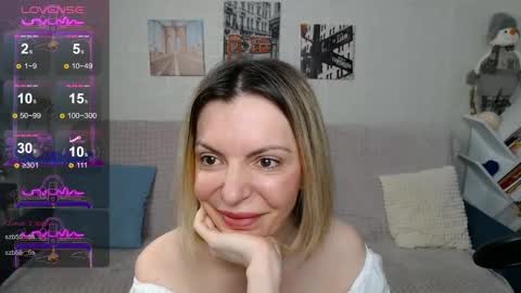 kiramartins cat online show from 12-20-24, 04:31