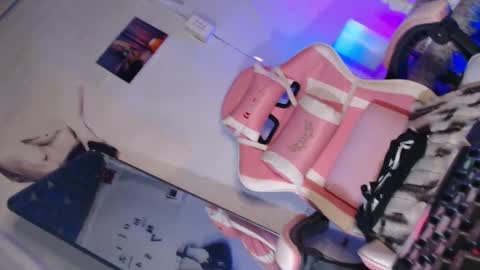 Snapshot of kiramillerxx chatting on 12-05-24, 03:04 Its your girl KIRA online show from 12-05-24, 03:04