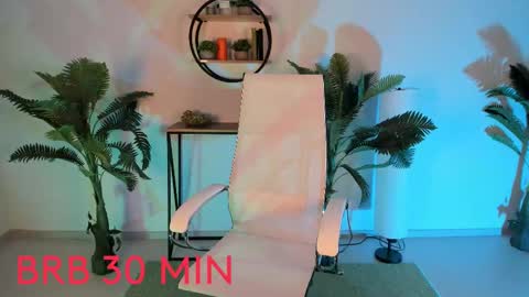 Snapshot of kiramontoyaa chatting on 03-11-25, 08:20 Kira online show from 03-11-25, 08:20