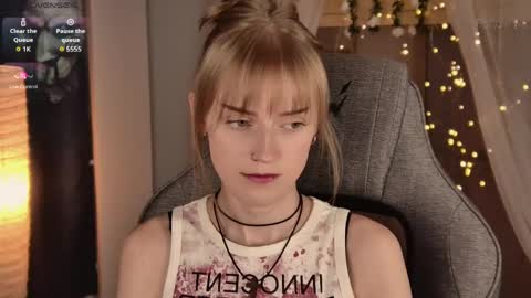 Kira online show from 04-22-26, 11:50