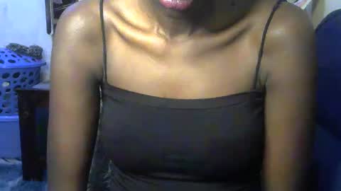 Kira online show from 10-20-25, 06:25