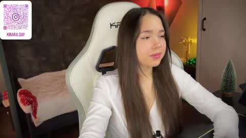 Snapshot of kirarasay chatting on 12-24-24, 08:44 Kira online show from 12-24-24, 08:44