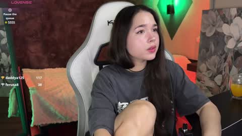 Snapshot of kirarasay chatting on 02-05-25, 10:51 Kira online show from 02-05-25, 10:51