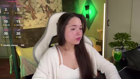 Snapshot of kirarasay chatting on 02-20-25, 06:50 Kira online show from 02-20-25, 06:50