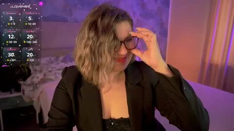 Kira online show from 04-08-26, 09:20