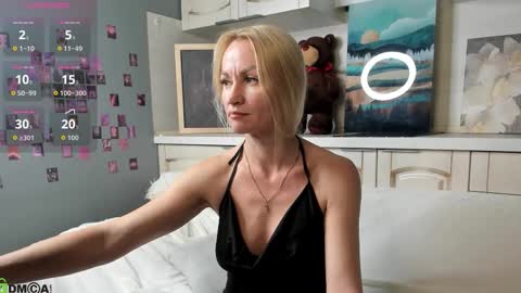 KiraSun online show from 11-10-25, 12:26