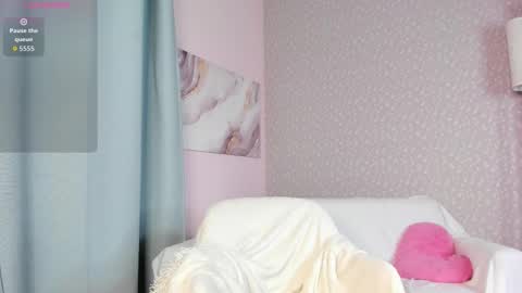 Snapshot of kirasun_ chatting on 11-12-25, 12:16 KiraSun online show from 11-12-25, 12:16