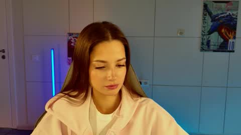 kiravair online show from 11-10-25, 01:21