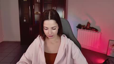 kiravair online show from 12-17-25, 01:06