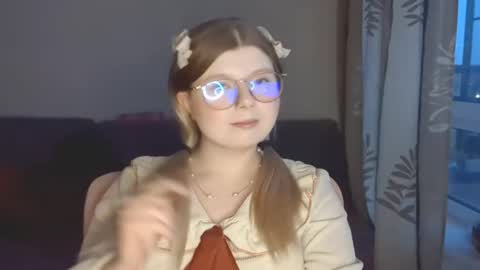 KiraYume online show from 05-08-26, 04:23