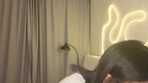 Snapshot of kirbycallaro chatting on 02-19-26, 06:37 Miko online show from 02-19-26, 06:37