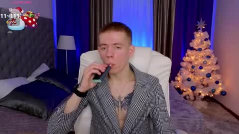 Snapshot of kireev_ chatting on 12-23-24, 07:06 online show from 12-23-24, 07:06