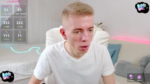 Snapshot of kireev_ chatting on 02-03-25, 10:25 online show from 02-03-25, 10:25