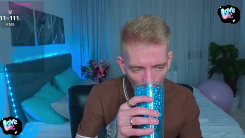 Snapshot of kireev_ chatting on 02-05-25, 10:19 online show from 02-05-25, 10:19