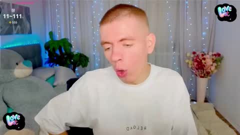 Snapshot of kireev_ chatting on 10-12-25, 08:46 online show from 10-12-25, 08:46