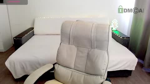 Kiri online show from 01-16-25, 08:22