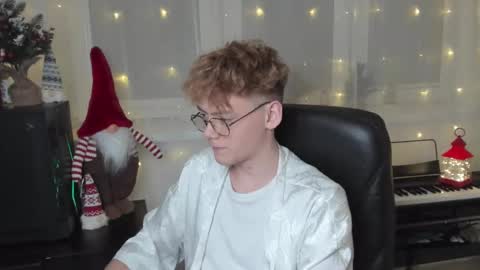 Kirill and Andrey online show from 12-25-24, 08:39