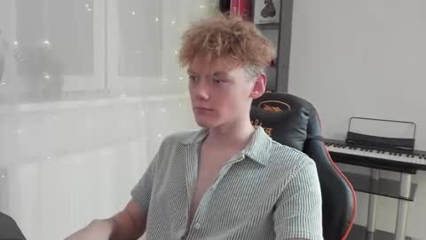 Kirill and Andrey online show from 01-27-25, 02:35