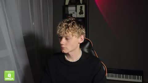 Kirill and Andrey online show from 09-12-25, 11:37