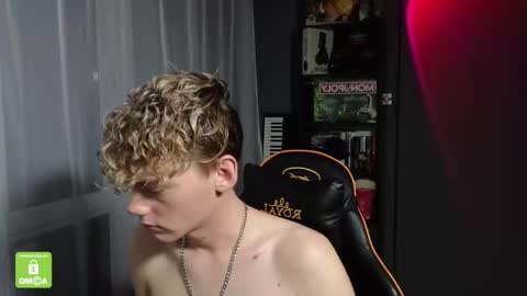 Kirill and Andrey online show from 10-06-25, 01:47