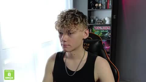 Kirill and Andrey online show from 10-31-25, 10:49