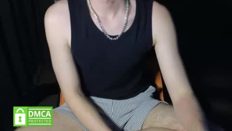 Snapshot of kirill_20_cm chatting on 05-12-26, 03:31 Kirill and Andrey online show from 05-12-26, 03:31