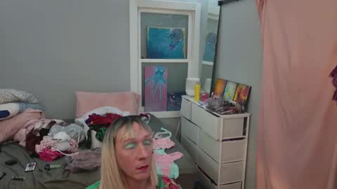 Onya online show from 01-16-26, 06:17