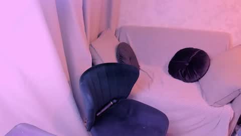 Snapshot of kirraa_ chatting on 02-01-25, 09:40 Kira online show from 02-01-25, 09:40