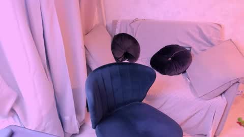 Snapshot of kirraa_ chatting on 03-06-25, 08:16 Kira online show from 03-06-25, 08:16