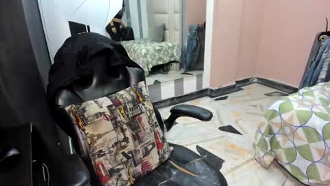 kriss online show from 09-15-25, 12:38