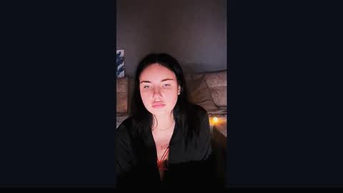 Snapshot of kirunya chatting on 10-19-25, 07:47 Kira online show from 10-19-25, 07:47