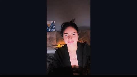 Snapshot of kirunya chatting on 10-20-25, 06:41 Kira online show from 10-20-25, 06:41