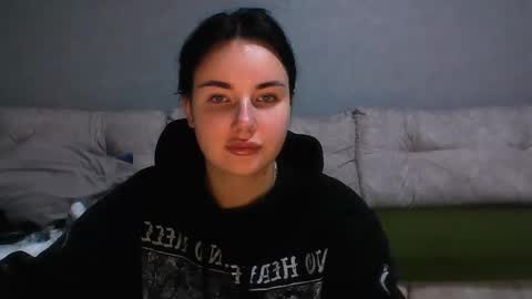 Snapshot of kirunya chatting on 10-31-25, 07:26 Kira online show from 10-31-25, 07:26