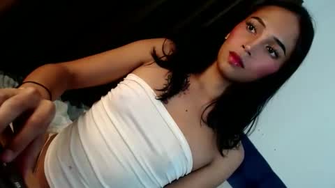 kishayang23 online show from 10-22-25, 11:10