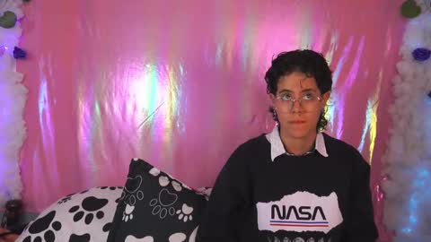 Snapshot of kishiranma chatting on 09-10-25, 09:37 kishiranma online show from 09-10-25, 09:37