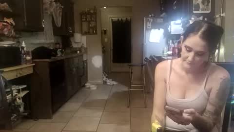 kissables entertainment online show from 11-28-25, 11:40