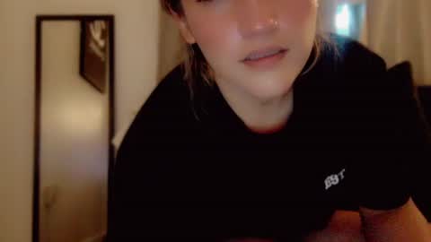 Kissah Kreampuff online show from 01-27-25, 03:18