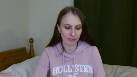 Snapshot of kissallie chatting on 12-31-24, 04:38 Allie online show from 12-31-24, 04:38