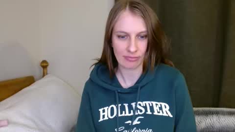 Snapshot of kissallie chatting on 01-28-25, 04:50 Allie online show from 01-28-25, 04:50