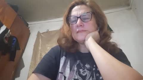 kissandvibe online show from 11-20-25, 07:35