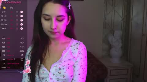 Hot Eva online show from 10-10-25, 04:33