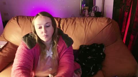 kissica online show from 01-16-25, 11:58