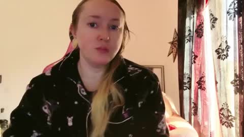 kissica online show from 02-06-25, 08:39